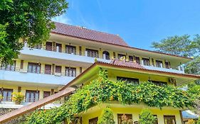 New Panjang Jiwo Resort Syariah